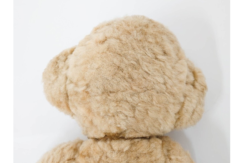 イギリスヴィンテージ　メリーソート(MERRY THOUGHT)社　チーキーシリーズ　REGタグ付き　高さ約34cmの愛らしいテディベア　(R-086799)