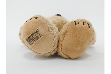 イギリスヴィンテージ　メリーソート(MERRY THOUGHT)社　チーキーシリーズ　REGタグ付き　高さ約34cmの愛らしいテディベア　(R-086799)