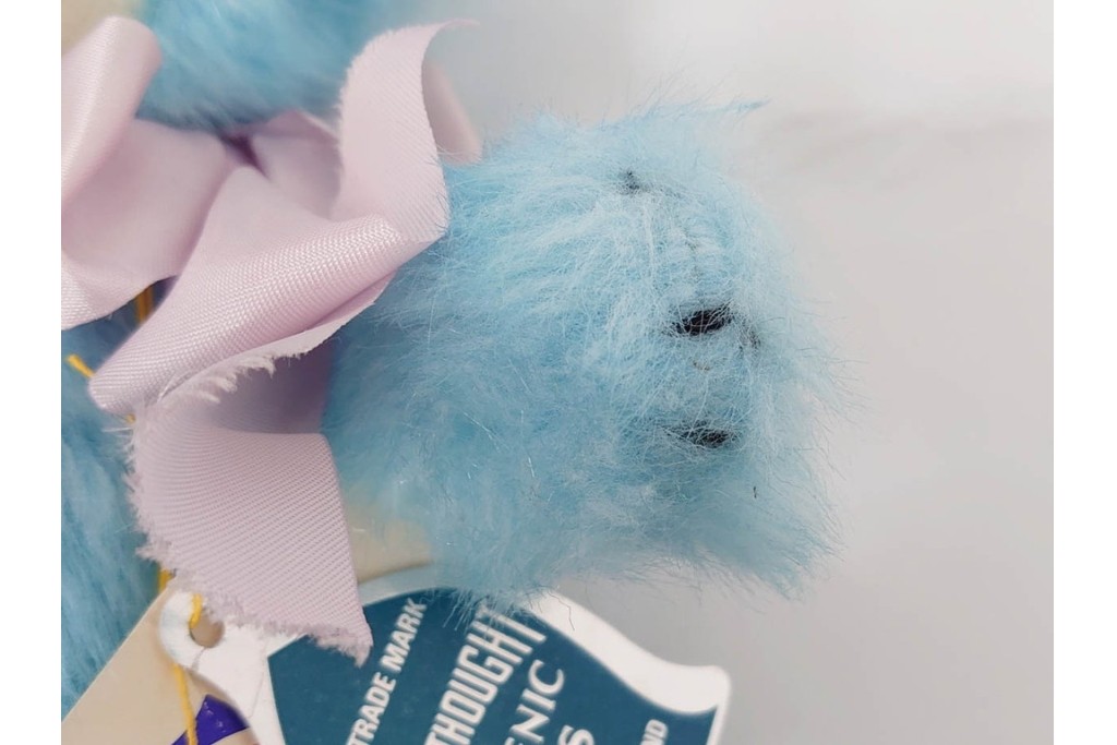 イギリスヴィンテージ　メリーソート(MERRY THOUGHT)社　チーキーシリーズ　高さ約31cm　可愛いブルーのテディベア　(R-086800)