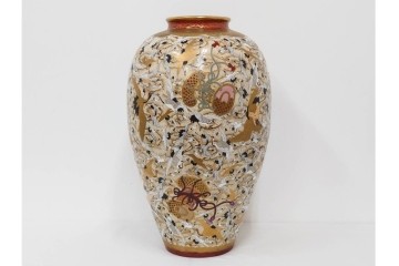 薩摩焼　金襴手　高さ約65cm　豪華絢爛な群鶴図の花瓶　(R-086804)