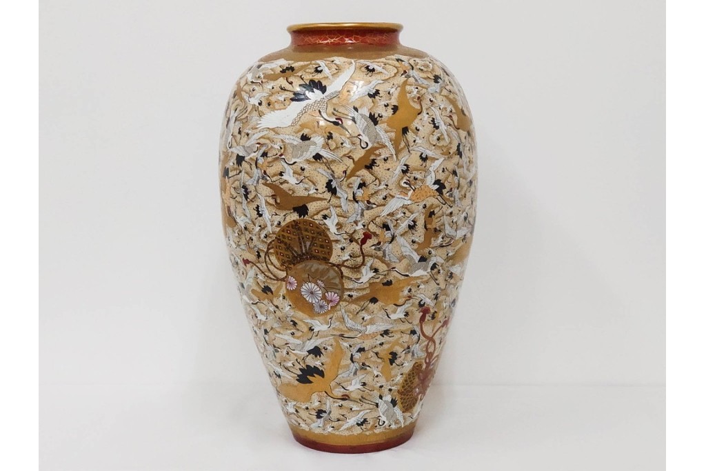 薩摩焼　金襴手　高さ約65cm　豪華絢爛な群鶴図の花瓶　(R-086804)