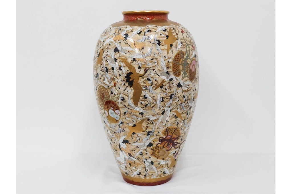 薩摩焼　金襴手　高さ約65cm　豪華絢爛な群鶴図の花瓶　(R-086804)