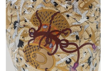 薩摩焼　金襴手　高さ約65cm　豪華絢爛な群鶴図の花瓶　(R-086804)