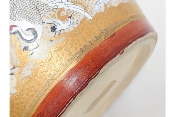 薩摩焼　金襴手　高さ約65cm　豪華絢爛な群鶴図の花瓶　(R-086804)