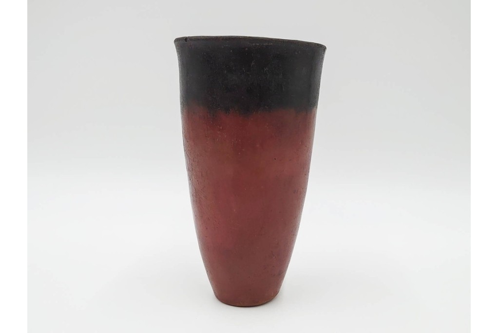 三越百貨店取り扱い　紀元前4000年　古代エジプト バダリ期(バダーリ期)の土器　「黒頭赤器」　共箱付き　(R-086806)