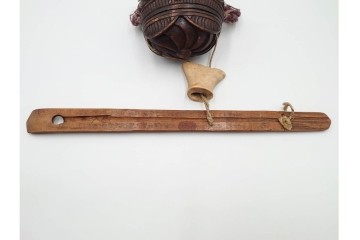 アイヌ民族　木彫　煙草入れ&煙管差しの提げ物セット　(R-086807)