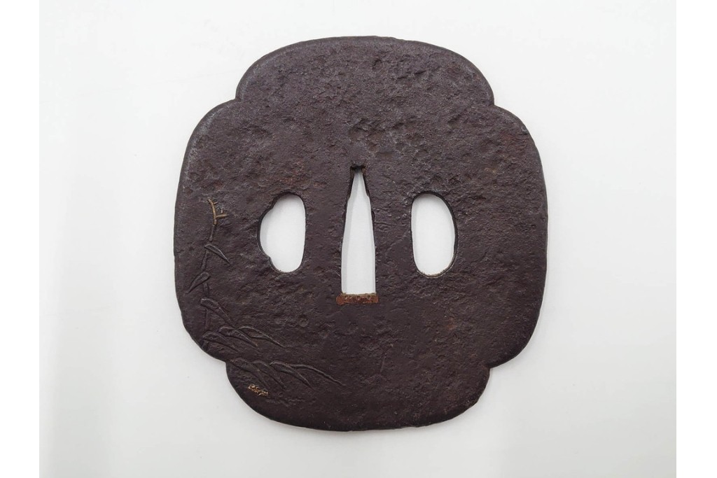 時代武具　鉄地　金銀象嵌　木瓜形(鶴)・竪丸形(魚に貝)・竪丸形の鍔3点セット　(R-086815)