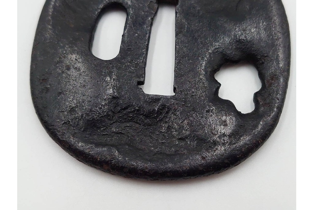 時代武具　鉄地　金銀象嵌　木瓜形(鶴)・竪丸形(魚に貝)・竪丸形の鍔3点セット　(R-086815)