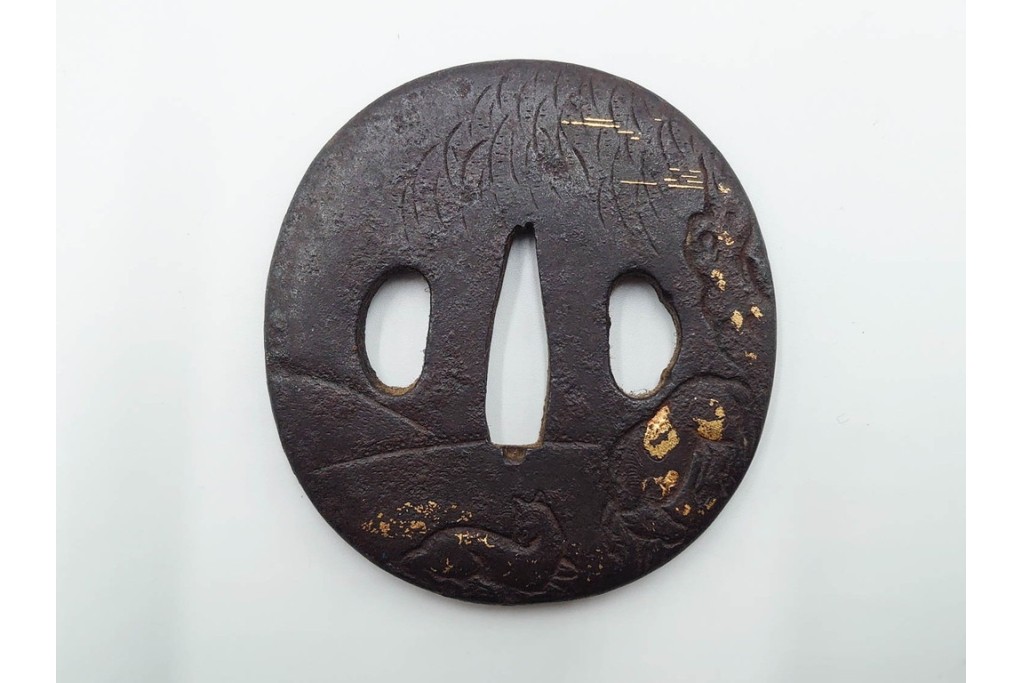 時代武具　鉄地・金象嵌　丸形(双馬・草花)・木瓜形(花蝶)の鍔3点セット　(R-086816)