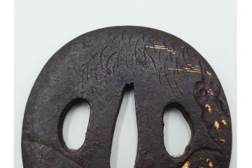 時代武具　鉄地・金象嵌　丸形(双馬・草花)・木瓜形(花蝶)の鍔3点セット　(R-086816)
