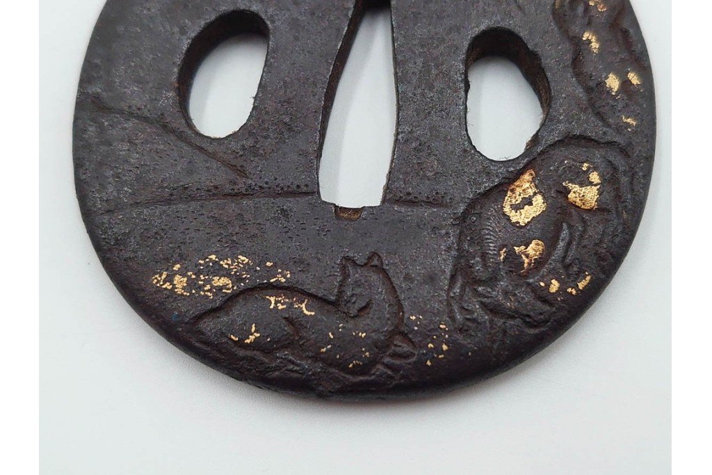 時代武具　鉄地・金象嵌　丸形(双馬・草花)・木瓜形(花蝶)の鍔3点セット　(R-086816)
