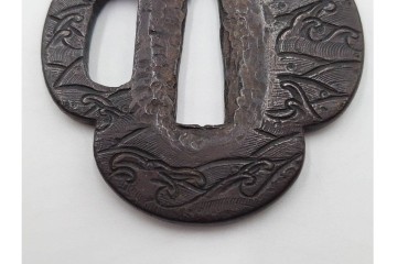 時代武具　丸形(植物・鶴亀透)・木瓜形(波図)の鍔3点セット　(R-086817)