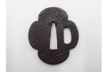 時代武具　丸形(植物・鶴亀透)・木瓜形(波図)の鍔3点セット　(R-086817)