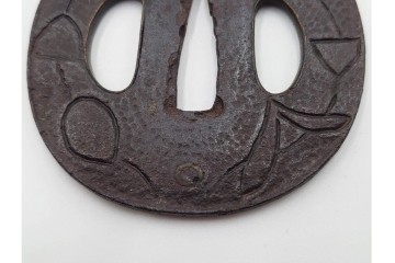 時代武具　丸形(植物・鶴亀透)・木瓜形(波図)の鍔3点セット　(R-086817)