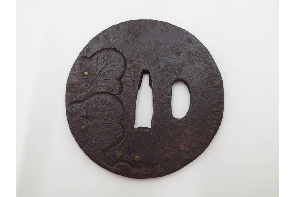 時代武具　丸形　金象嵌の意匠を施した鍔3点セット　(R-086819)