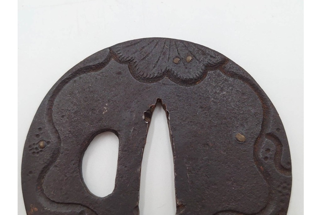 時代武具　丸形　金象嵌の意匠を施した鍔3点セット　(R-086819)