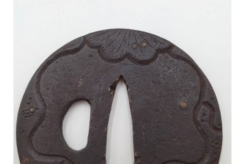 時代武具　丸形　金象嵌の意匠を施した鍔3点セット　(R-086819)