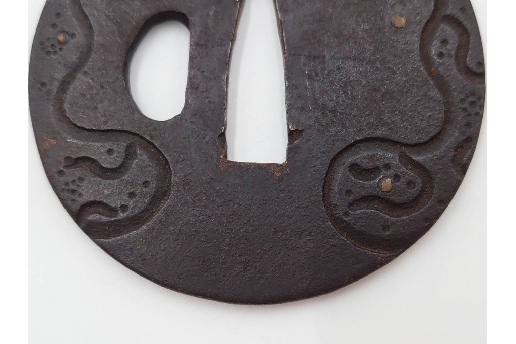 時代武具　丸形　金象嵌の意匠を施した鍔3点セット　(R-086819)