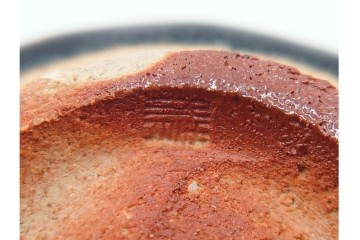 人間国宝 原清作　鉄釉鳥文の茶碗　共箱付き　(R-086820)