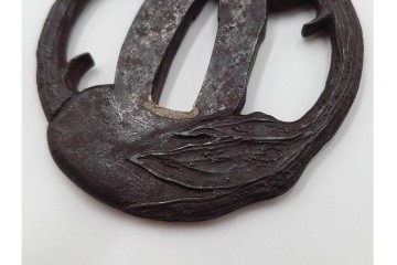 時代武具　「東都序之」在銘 茄子透かし・丸形(蝙蝠)・隅入角形(透かし)の鍔3点セット　外箱付き　(R-086827)