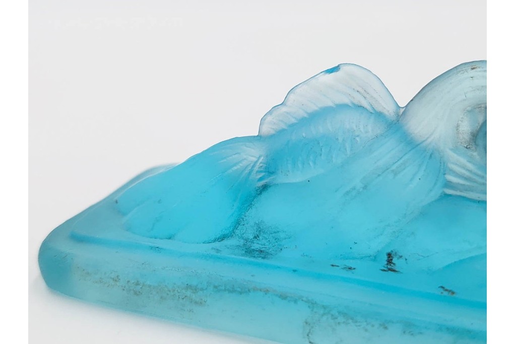 戦前　当時物　金魚モチーフのガラスの文鎮　(R-086828)