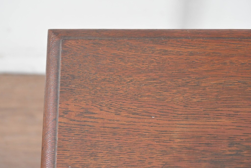 和製アンティーク　ナラ材　シャープなフォルムのサイドテーブル　(R-086834)