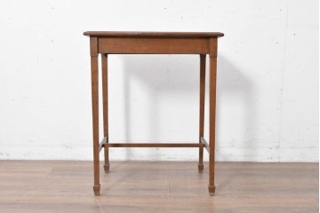 和製アンティーク　ナラ材　シャープなフォルムのサイドテーブル　(R-086834)