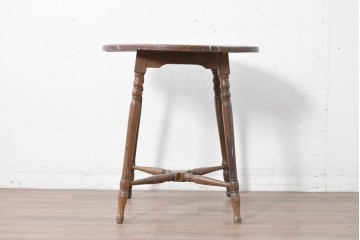 和製アンティーク　希少デザイン　栓材　挽物脚と十字の貫がアクセントの丸テーブル　(R-086837)