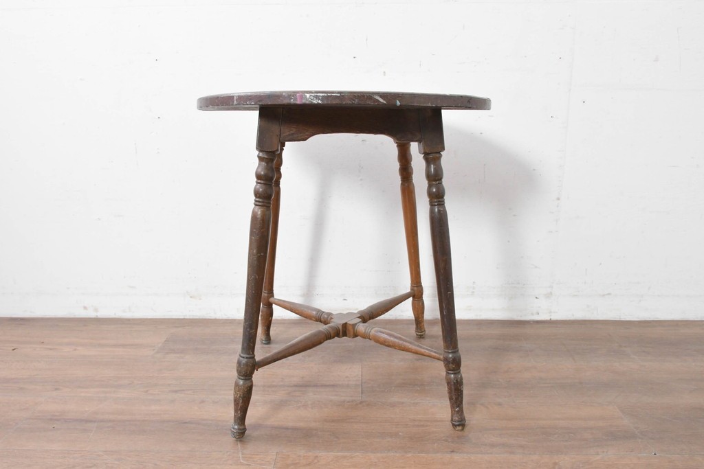 和製アンティーク　希少デザイン　栓材　挽物脚と十字の貫がアクセントの丸テーブル　(R-086837)