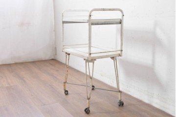 和製ヴィンテージ　アイアン製　シャビーな質感が魅力のキャスター付きワゴン　(R-086838)