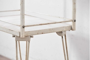 和製ヴィンテージ　アイアン製　シャビーな質感が魅力のキャスター付きワゴン　(R-086838)