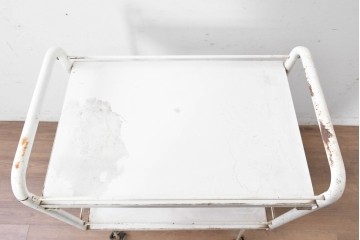 和製ヴィンテージ　アイアン製　シャビーな質感が魅力のキャスター付きワゴン　(R-086838)