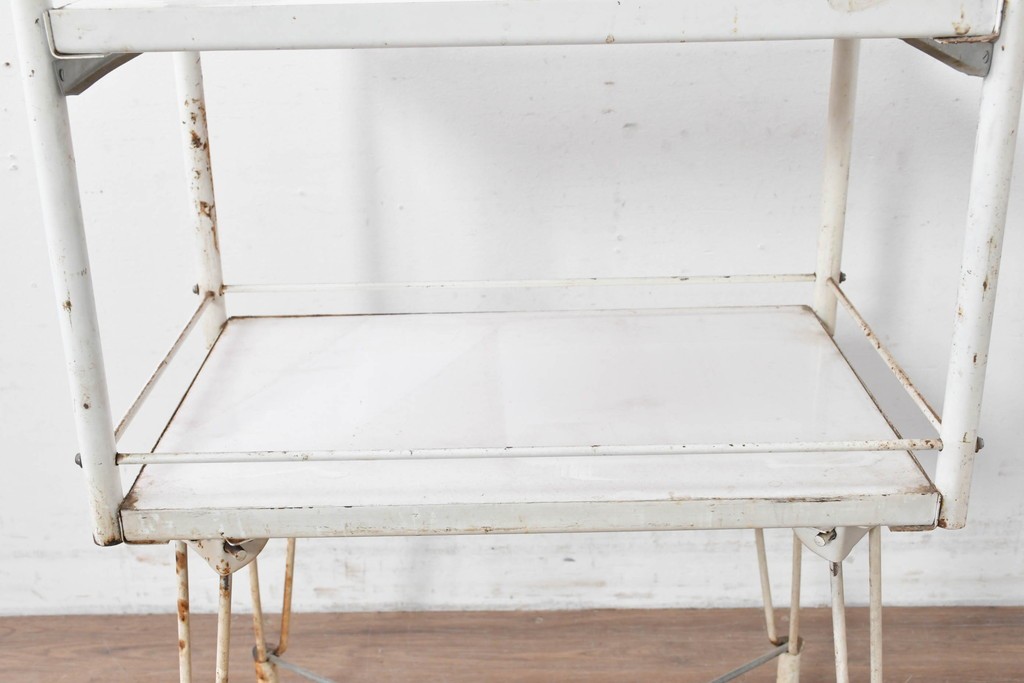 和製ヴィンテージ　アイアン製　シャビーな質感が魅力のキャスター付きワゴン　(R-086838)