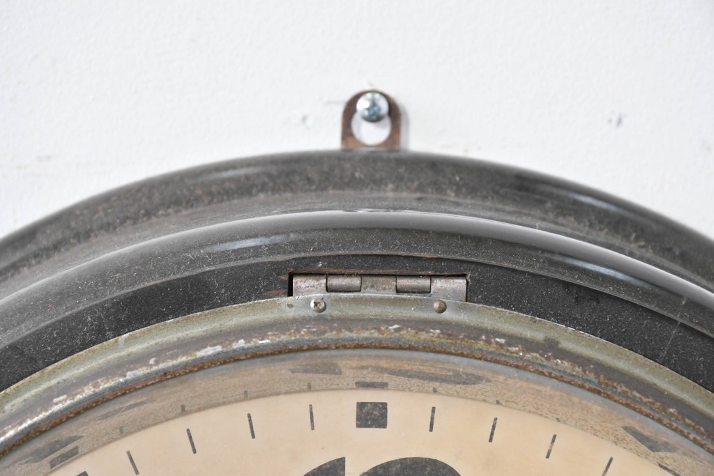 和製アンティーク　精工舎(SEIKOSHA、セイコー)　21DAY　黒いフレームが渋い味わいの丸型掛け時計　(R-086840)