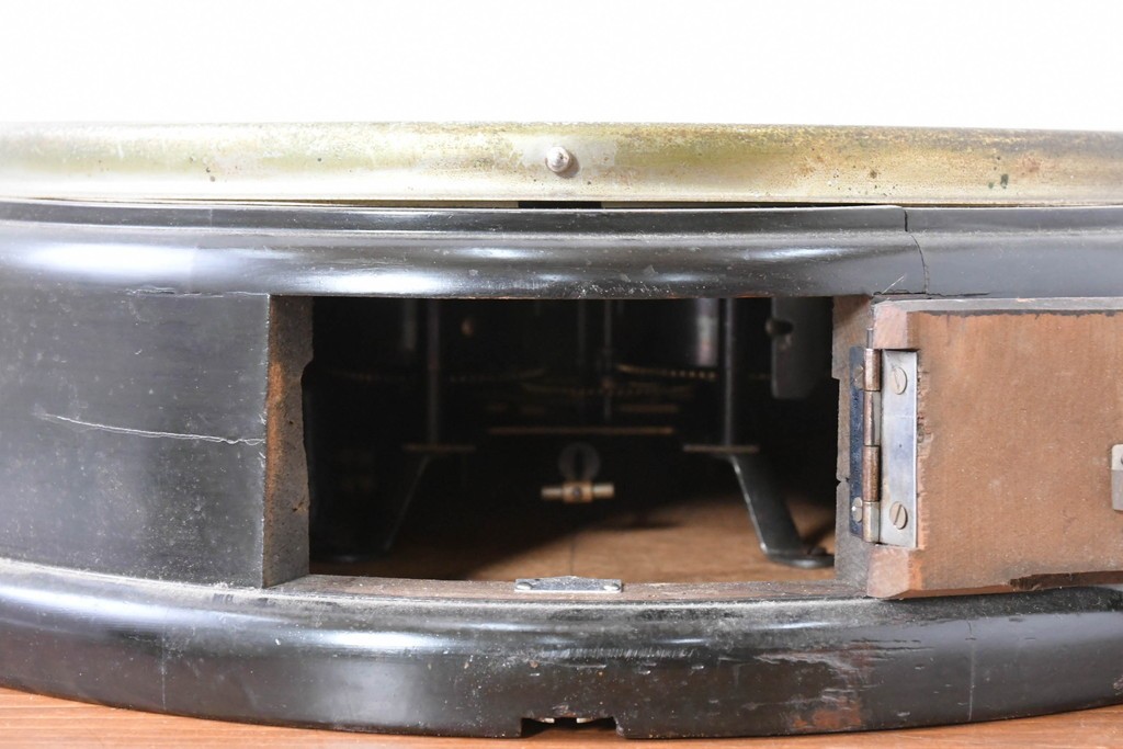 和製アンティーク　精工舎(SEIKOSHA、セイコー)　21DAY　黒いフレームが渋い味わいの丸型掛け時計　(R-086840)