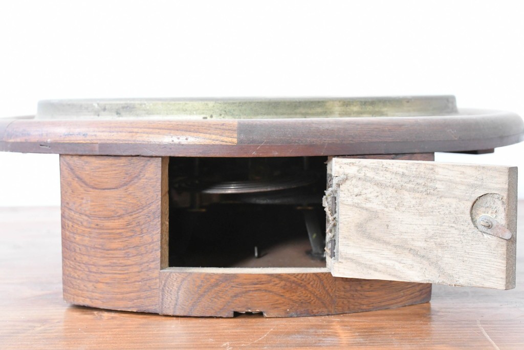 和製アンティーク　精工舎(SEIKOSHA、セイコー)　大きな数字の文字盤が魅力の丸型掛け時計　(R-086842)