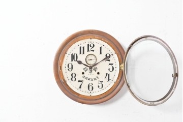 和製アンティーク　文字盤デザインが目を惹く丸型掛け時計　(R-086843)