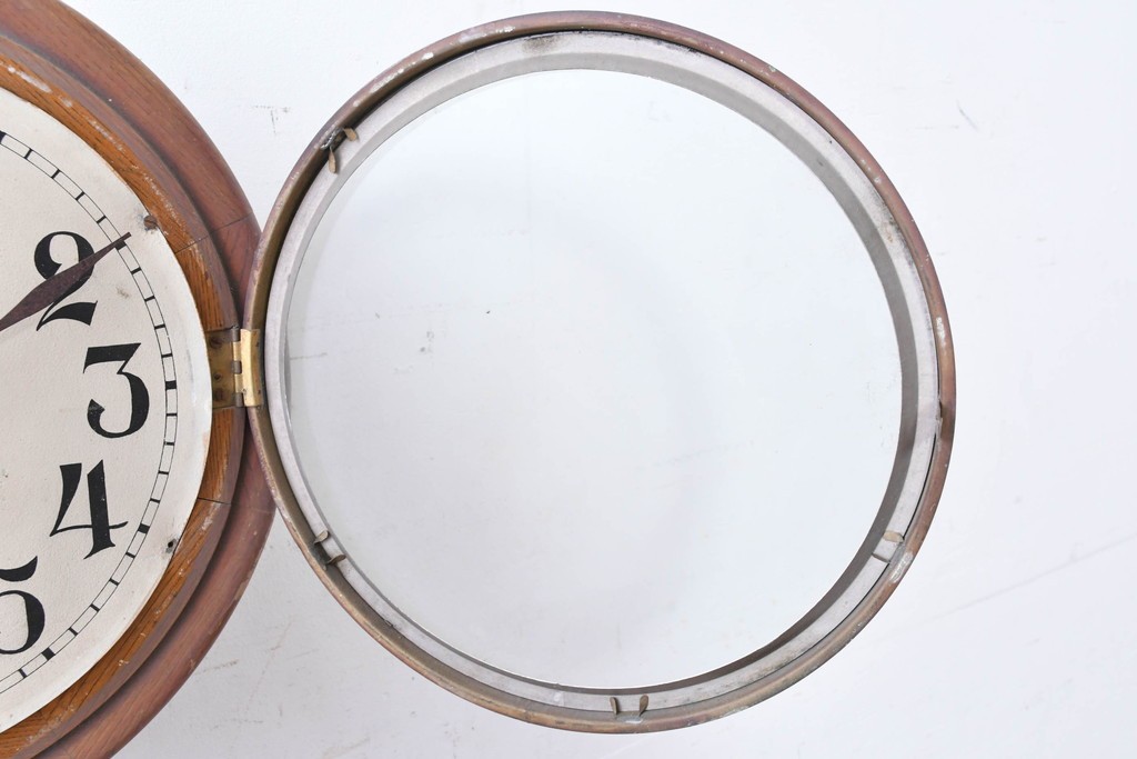 和製アンティーク　文字盤デザインが目を惹く丸型掛け時計　(R-086843)