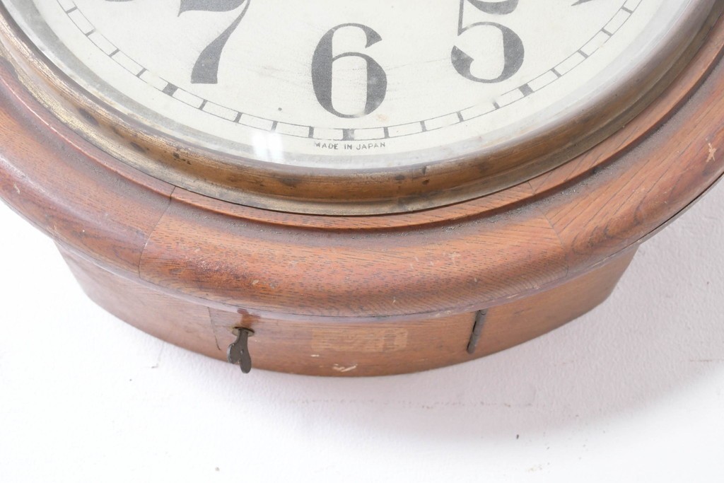 和製アンティーク　文字盤デザインが目を惹く丸型掛け時計　(R-086843)