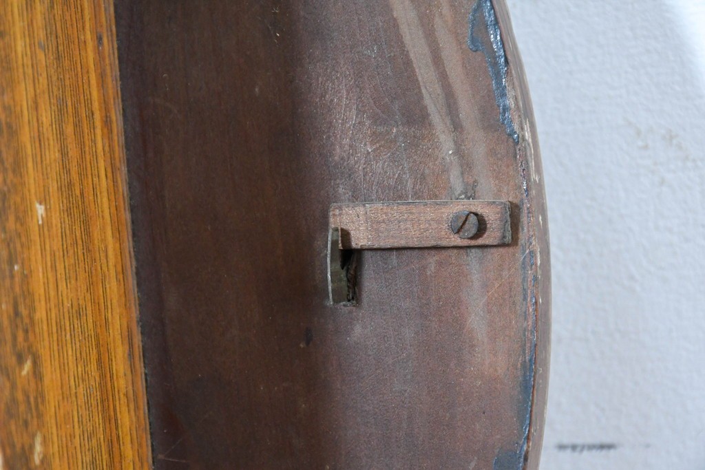 和製アンティーク　文字盤デザインが目を惹く丸型掛け時計　(R-086843)