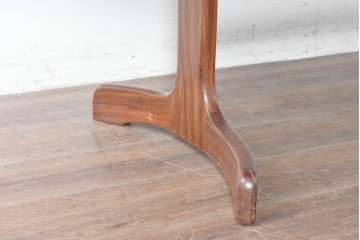 イギリスヴィンテージ　G-PLAN(ジープラン)　広々使えるオーバル型のホエールレッグ・エクステンションテーブル　(R-086844)