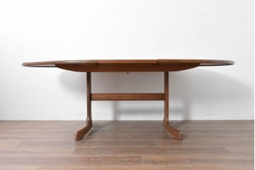 イギリスヴィンテージ　G-PLAN(ジープラン)　広々使えるオーバル型のホエールレッグ・エクステンションテーブル　(R-086844)