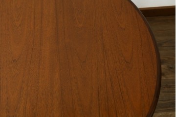 イギリスヴィンテージ　G-PLAN(ジープラン)　広々使えるオーバル型のホエールレッグ・エクステンションテーブル　(R-086844)