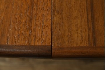 イギリスヴィンテージ　G-PLAN(ジープラン)　広々使えるオーバル型のホエールレッグ・エクステンションテーブル　(R-086844)