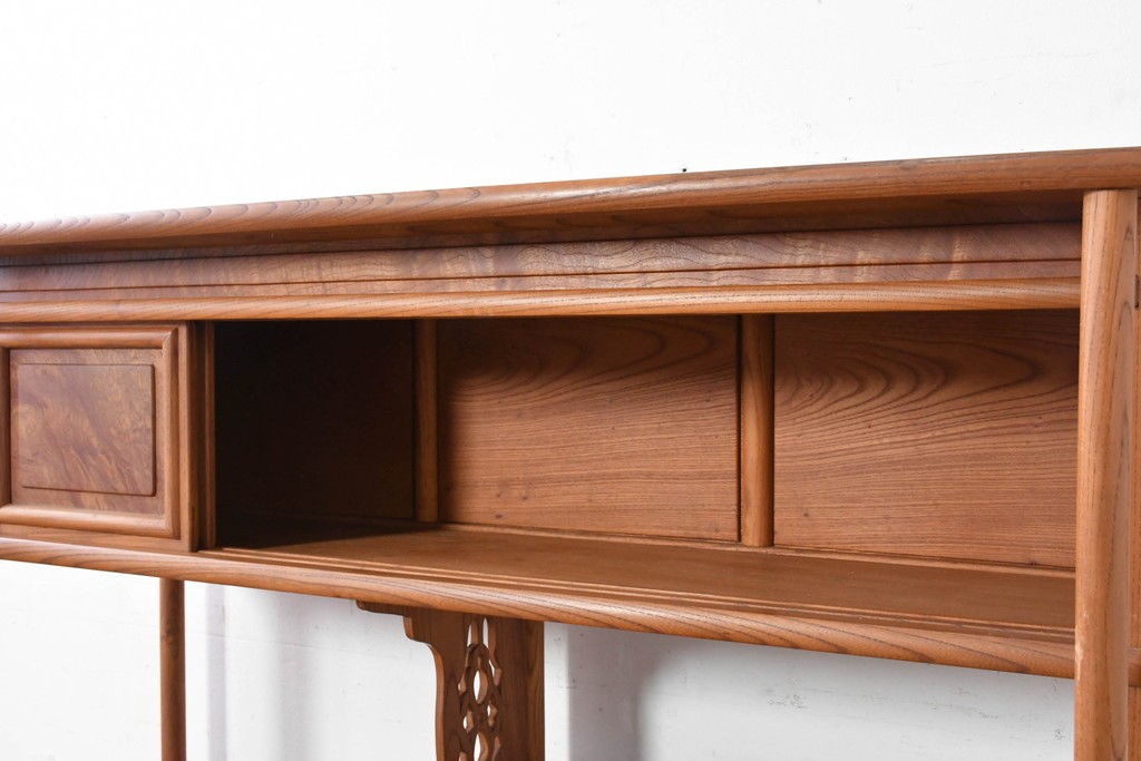 和製ヴィンテージ　国産職人手作り　総欅(ケヤキ)材　透かし彫りが上品な茶棚　(R-086845)