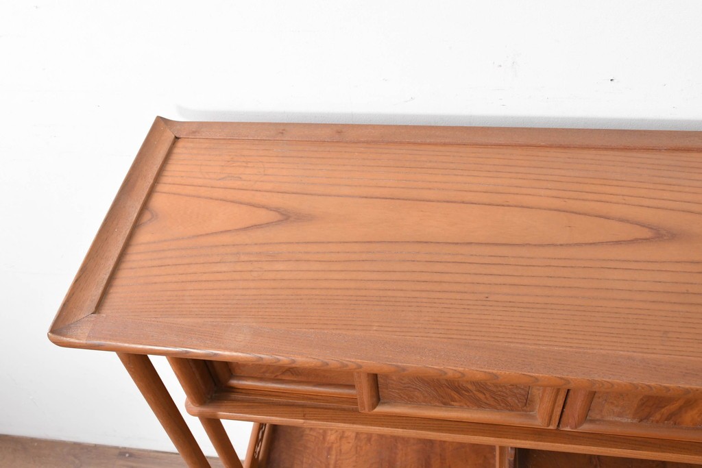 和製ヴィンテージ　国産職人手作り　総欅(ケヤキ)材　透かし彫りが上品な茶棚　(R-086845)