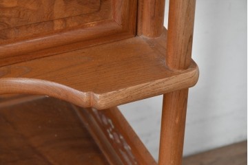 和製ヴィンテージ　国産職人手作り　総欅(ケヤキ)材　透かし彫りが上品な茶棚　(R-086845)