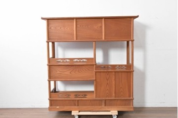 和製ヴィンテージ　国産職人手作り　総欅(ケヤキ)材　透かし彫りが上品な茶棚　(R-086845)