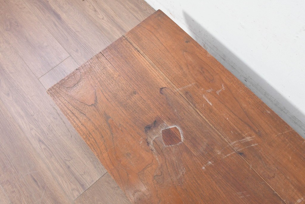 ヴィンテージ　ディスプレイ台やテレビ台としてもおすすめ!　チーク材の素朴な裁ち板　(R-086846)