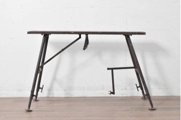 和製ヴィンテージ　建築足場をリメイクした無骨な折りたたみ式作業台　(R-086847)